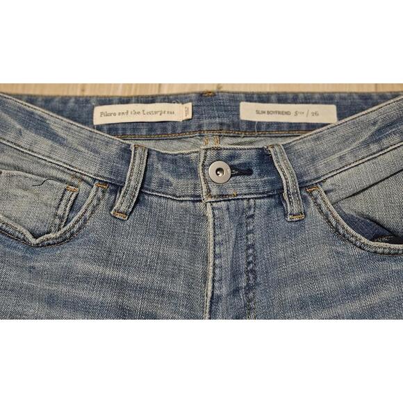 PILCRO AND THE LETTERPRESS Slim Boyfriend Jeans Red Tassel Hem Sz 26 - Picture 4 of 9